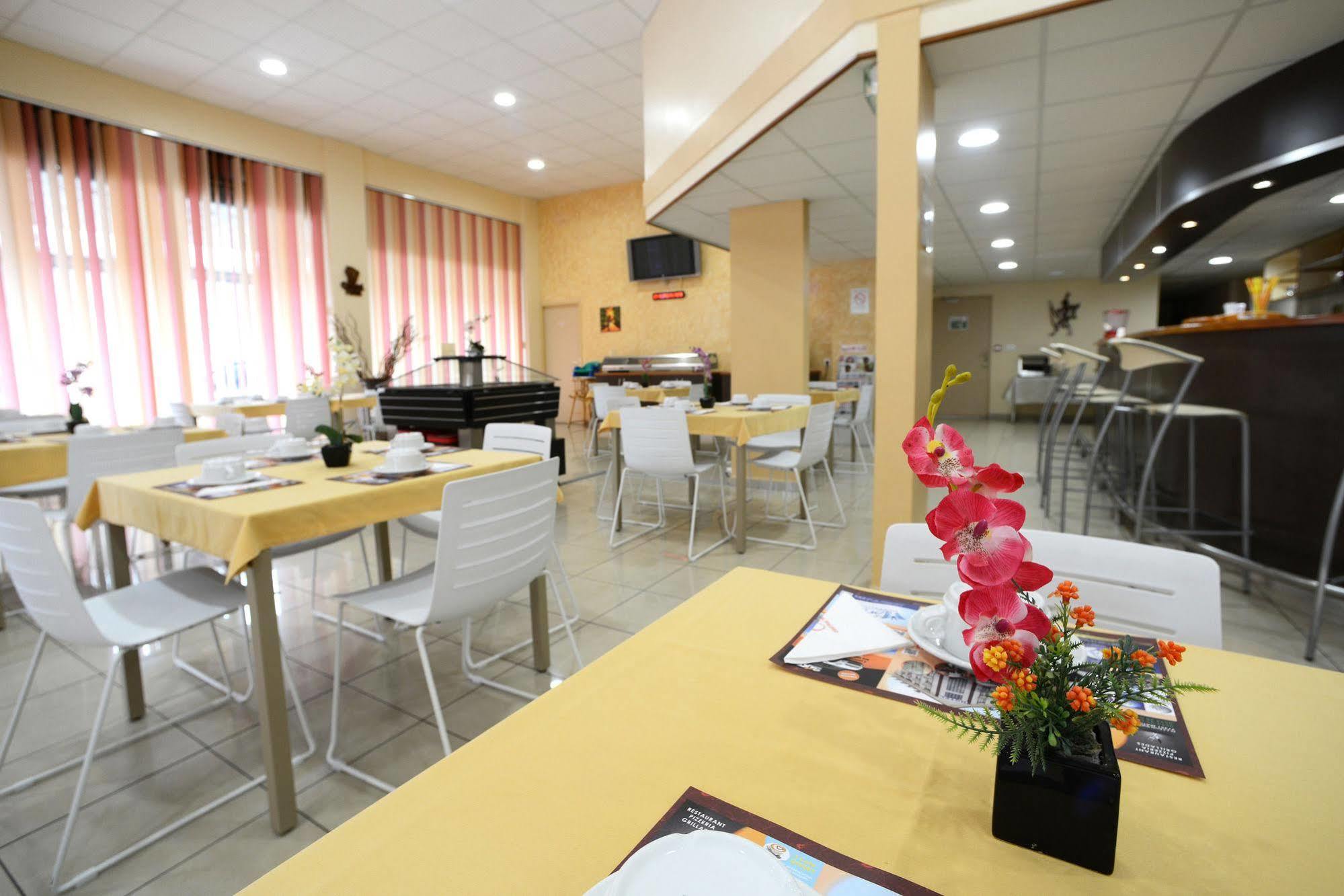 Central Hotel Cayenne Exteriér fotografie
